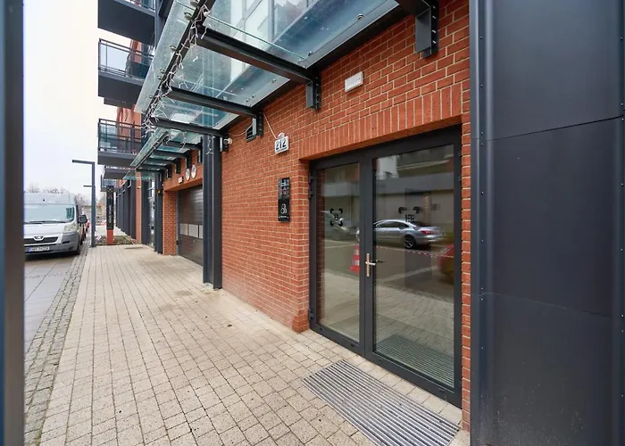 Browary Wroclawskie Apartments With Free Garage By Noclegi Renters