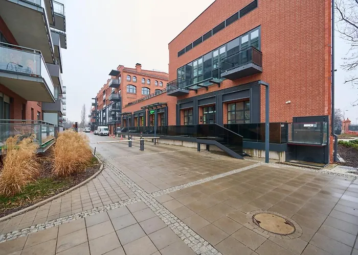 Browary Wroclawskie Apartments With Free Garage By Noclegi Renters