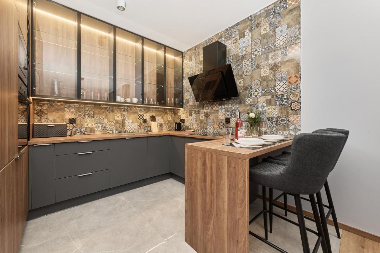 Browary Wroclawskie With Free Garage By Renters Apartment *