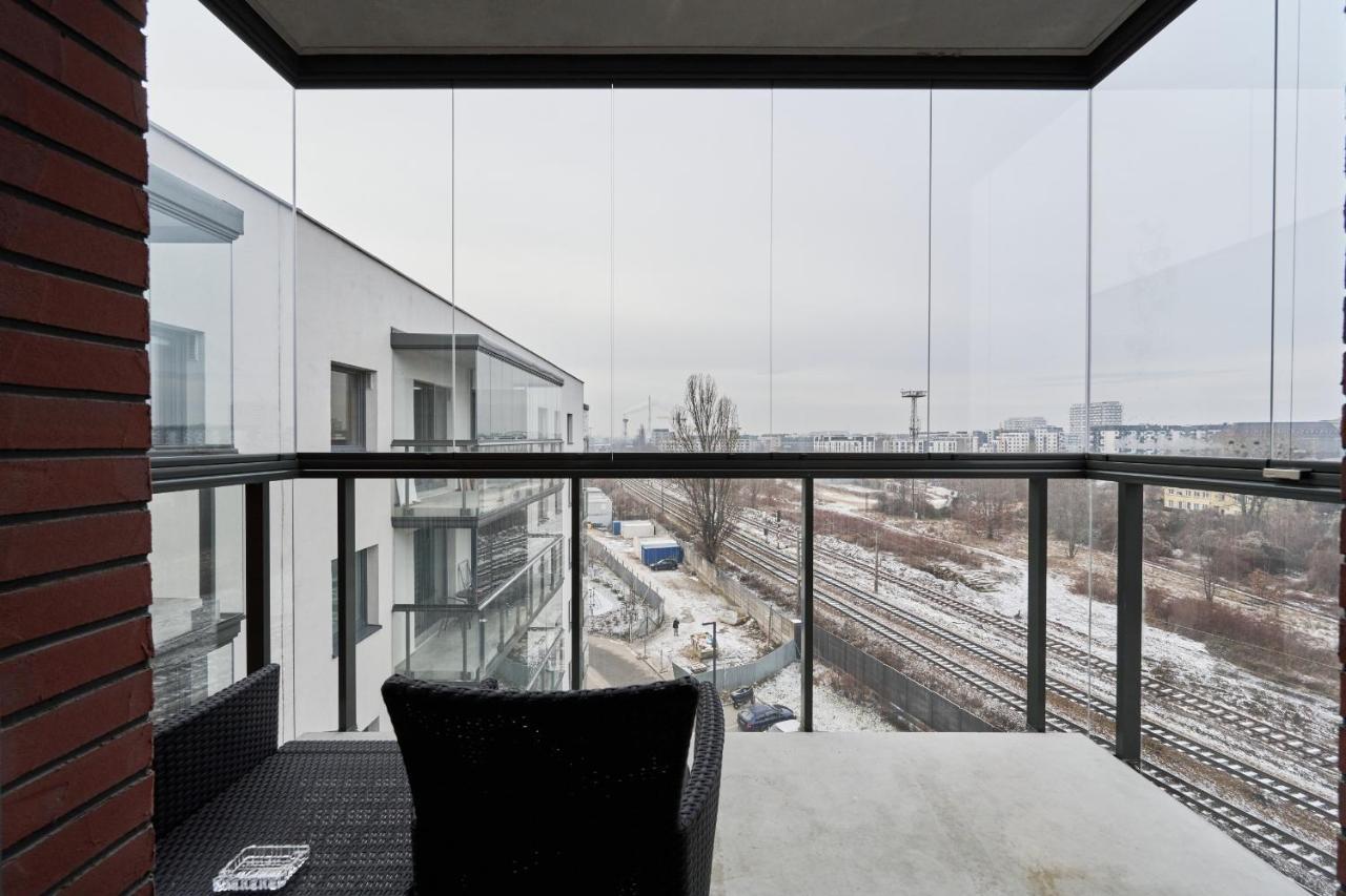 Browary Wroclawskie With Free Garage By Renters Apartment