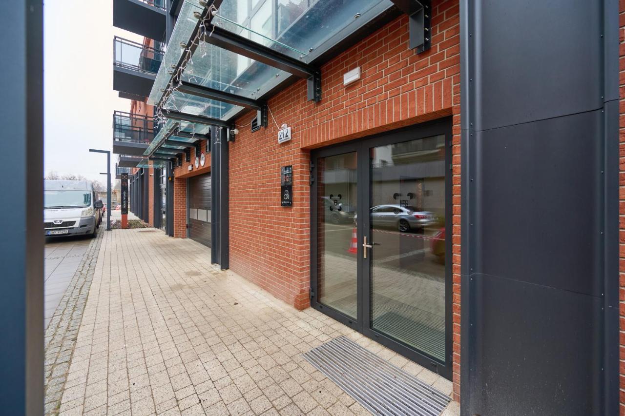 Apartment Browary Wroclawskie With Free Garage By Renters