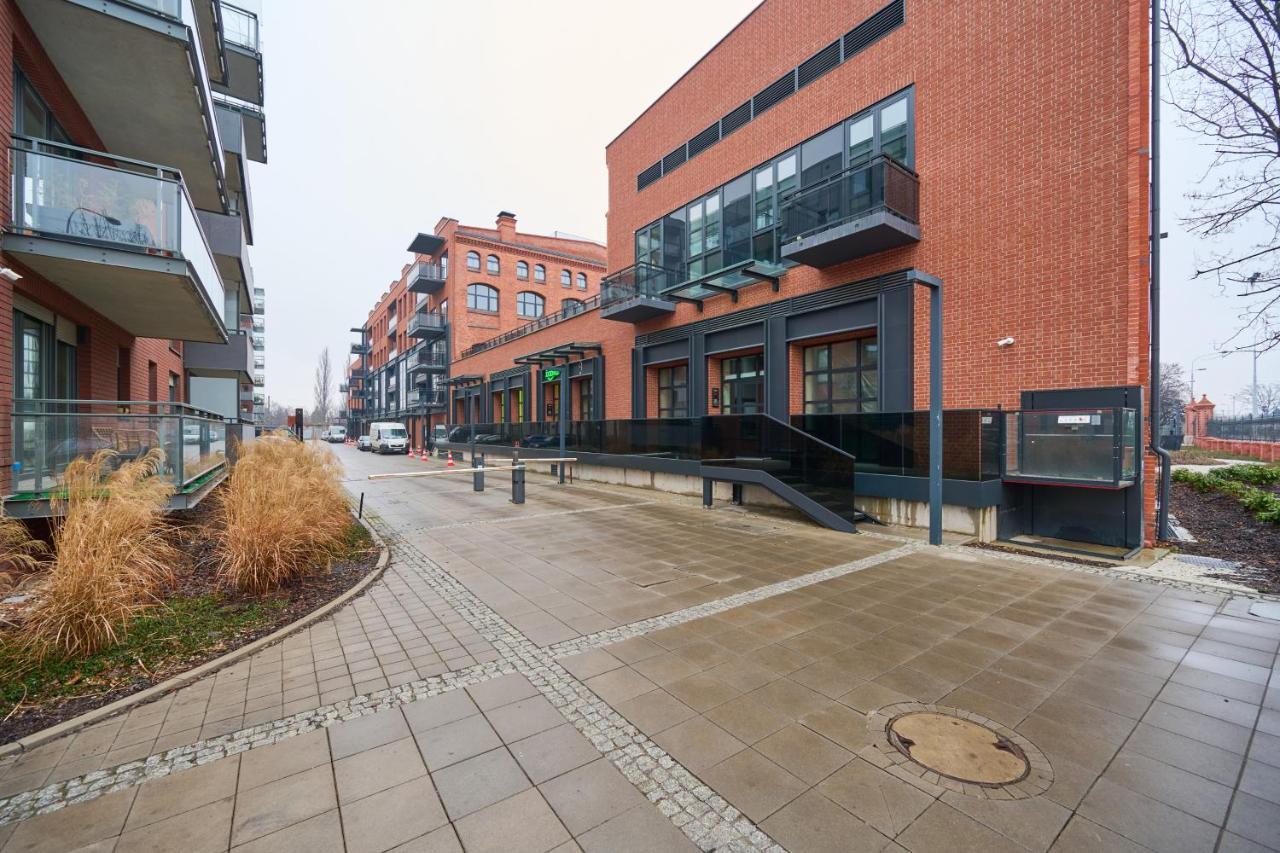Apartment Browary Wroclawskie With Free Garage By Renters