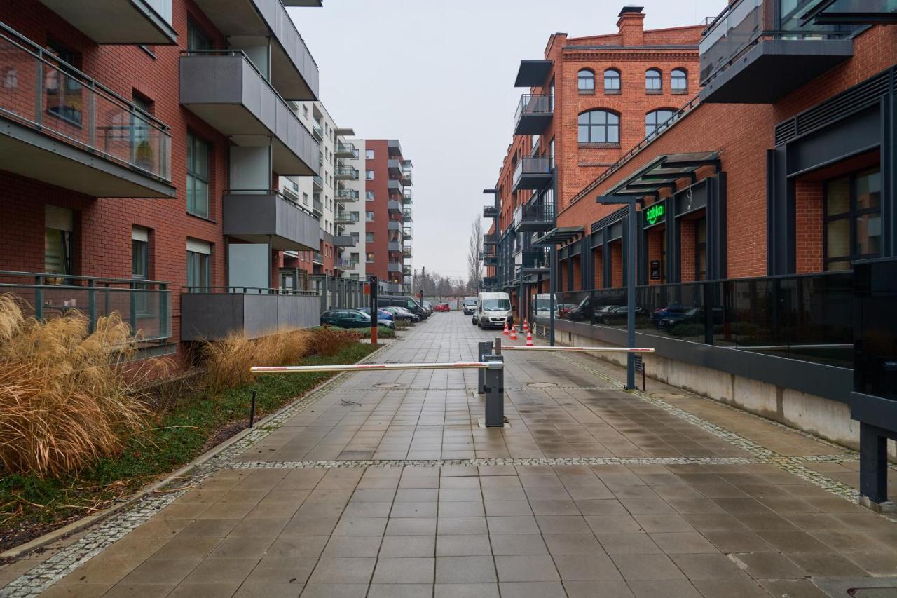 Browary Wroclawskie With Free Garage By Renters Apartment *